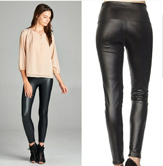 WILA Pants - Black Vegan Leather Leggings by WILA